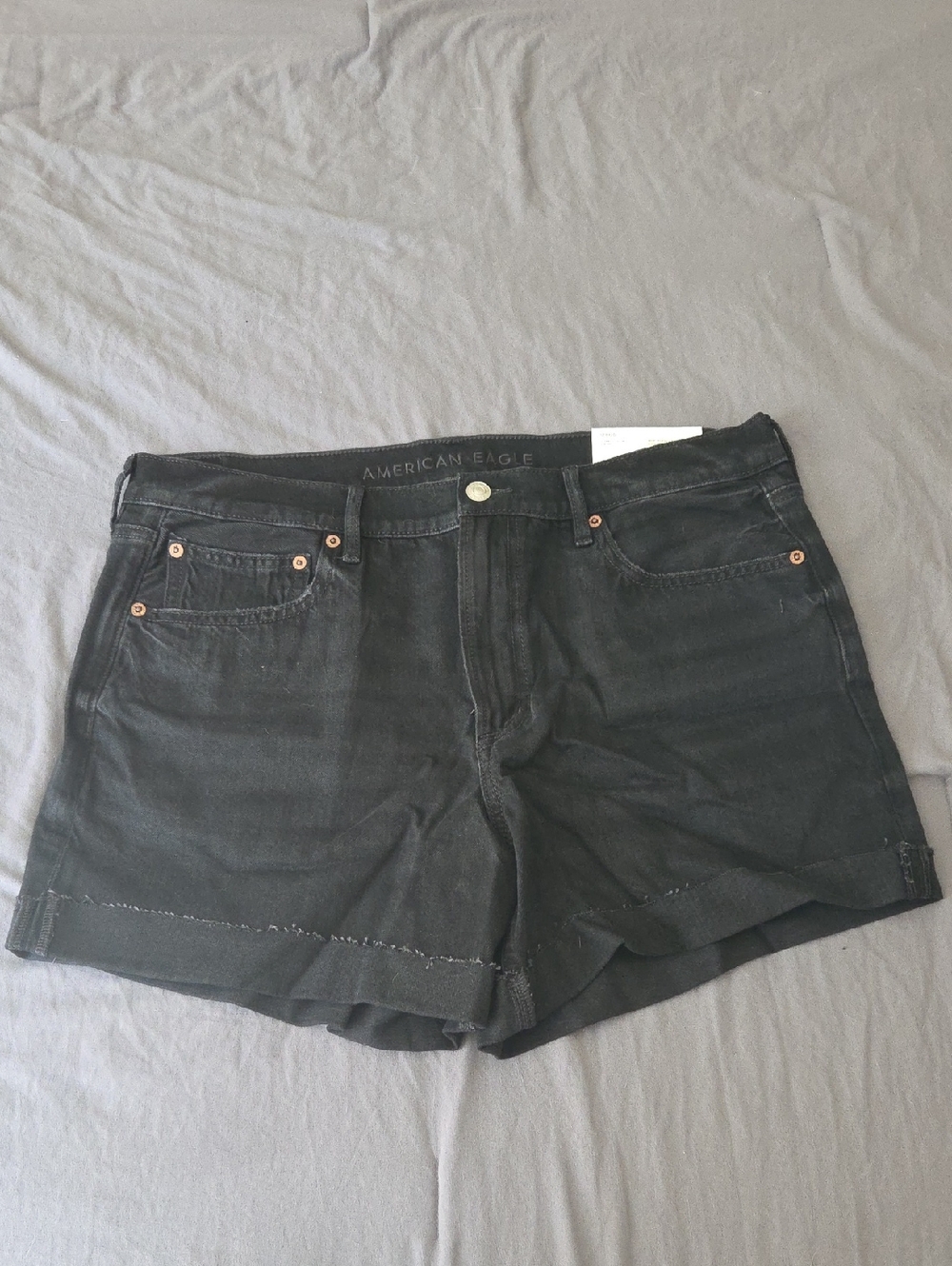 American Eagle Outfitters Women's 4" Perfect Short